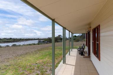 Acreage/Semi-rural For Sale - SA - Narrung - 5259 - 3 Bedroom Home on 5.17 Hectares with Lake views!  (Image 2)