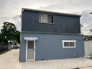 Apartment Leased - NSW - Macquarie Fields - 2564 - Just renovated 2 Bedroom Apartment in Macquarie Fields. Very convenient location.  (Image 2)