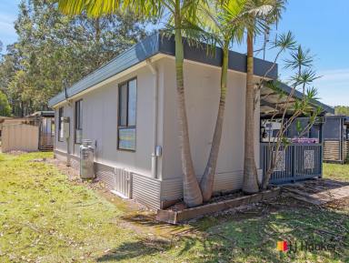 Unit Sold - NSW - North Batemans Bay - 2536 - Holiday cabin in pet friendly park  (Image 2)
