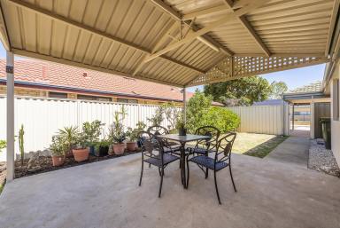 House For Sale - WA - Greenfields - 6210 - MODERN, EASY CARE WITH SIDE ACCESS  (Image 2)