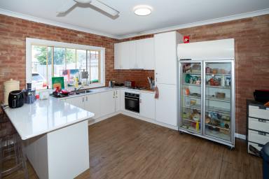 Studio For Lease - NSW - Wagga Wagga - 2650 - CBD Room for Rent!  (Image 2)