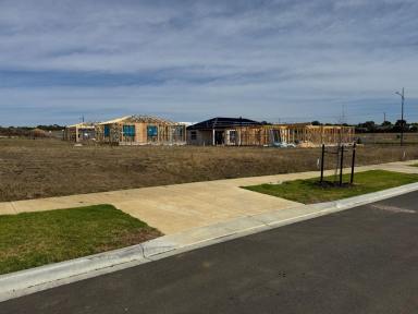 Residential Block For Sale - VIC - Waurn Ponds - 3216 - 214 Sian Circuit Waurn Ponds  (Image 2)