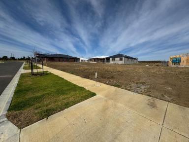 Residential Block For Sale - VIC - Waurn Ponds - 3216 - 204 Sian Circuit Waurn Ponds  (Image 2)