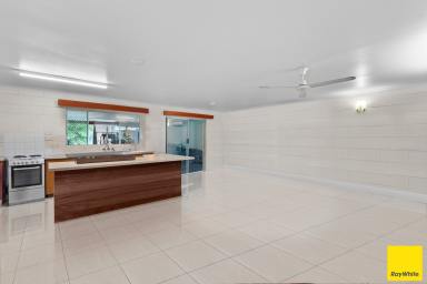 House Auction - QLD - Westcourt - 4870 - Strong as an Ox!  (Image 2)