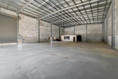 Industrial/Warehouse For Sale - VIC - East Bendigo - 3550 - Outstanding and Highly Functional Industrial Property in Premium Location  (Image 2)