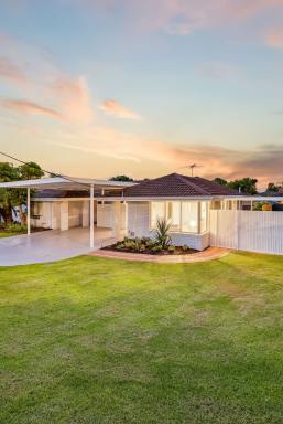 House For Sale - WA - Hillarys - 6025 - Simply Stunning  (Image 2)