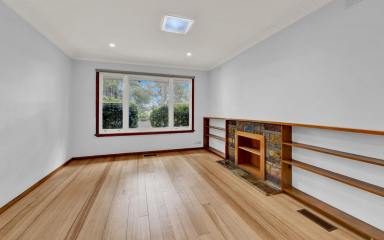 House For Sale - VIC - Ringwood East - 3135 - Renovated Light-Filled Home with Street Frontage in Prime Location  (Image 2)