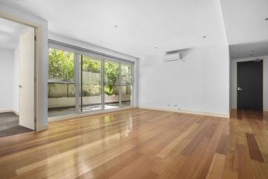 Unit For Lease - VIC - Caulfield South - 3162 - Luxury Apartment | Car Space | Close to Schools and Walking Tracks  (Image 2)