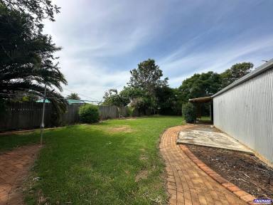 House Leased - QLD - Kingaroy - 4610 - Large Family Home with great shed and plenty of space  (Image 2)