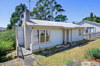 House For Sale - TAS - Hillcrest - 7320 - Your Chance to "Pass Go" and Collect on Opportunity  (Image 2)