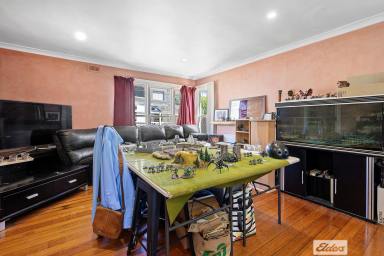 House For Sale - TAS - Hillcrest - 7320 - Your Chance to "Pass Go" and Collect on Opportunity  (Image 2)