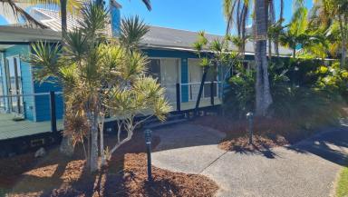 Retail For Sale - QLD - Rainbow Beach - 4581 - SUNSET HARBOUR MARINA (Image 2)