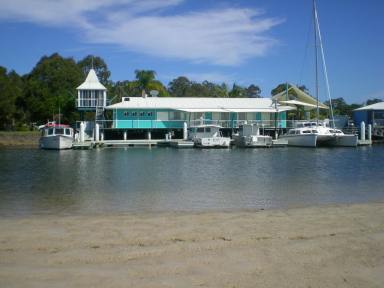 Retail For Sale - QLD - Rainbow Beach - 4581 - SUNSET HARBOUR MARINA  (Image 2)