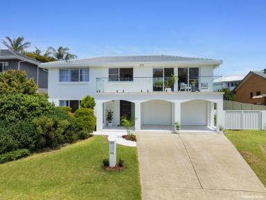 House For Sale - NSW - Kiama Downs - 2533 - A Luxury Home, with a Commanding Location and with Majestic Beach Views.  (Image 2)