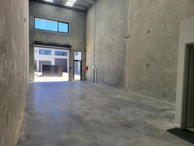Industrial/Warehouse For Lease - NSW - Moss Vale - 2577 - Light Industrial Unit  (Image 2)
