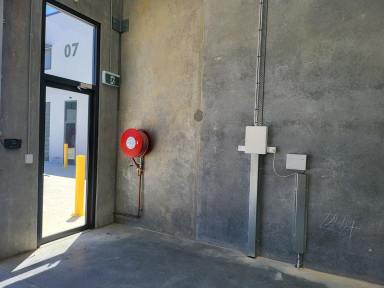 Industrial/Warehouse For Lease - NSW - Moss Vale - 2577 - Light Industrial Unit (Image 2)
