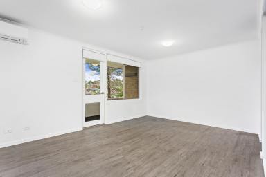 Unit For Lease - NSW - Port Kembla - 2505 - Modern one bedroom unit!  (Image 2)