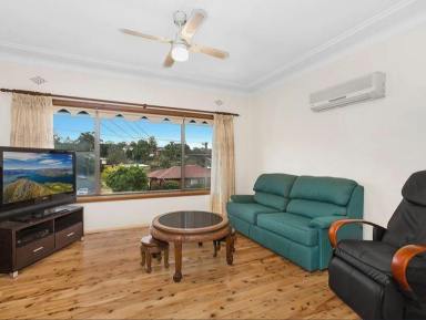 House For Lease - NSW - Keiraville - 2500 - University Precinct!  (Image 2)