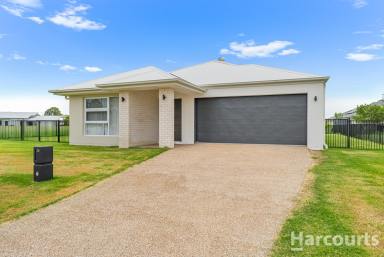 House For Sale - QLD - Burrum Heads - 4659 - Located directly opposite the beach  (Image 2)