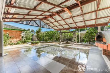 House For Sale - VIC - Cranbourne East - 3977 - Entertainer's Dream with a Wood-Fired Pizza Oven!  (Image 2)