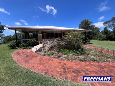 House For Sale - QLD - Kingaroy - 4610 - 34 acres 5 minutes to Kingaroy CBD, Stunning outlook  (Image 2)