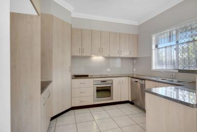 Unit Leased - QLD - Kearneys Spring - 4350 - Modern and Stylish Townhouse  (Image 2)