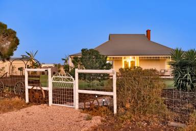 House For Sale - VIC - Birdwoodton - 3505 - Circa 1920 Charm, timeless elegance, modern convenience!  (Image 2)