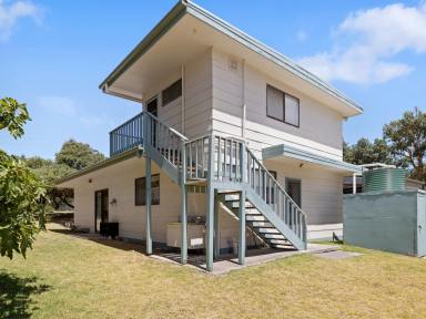 House For Sale - VIC - Sandy Point - 3959 - So much space in marvellous Manuka Street!  (Image 2)