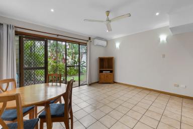 Unit For Sale - QLD - Blacks Beach - 4740 - Beach Front Resort Living - PRICE REDUCED  (Image 2)