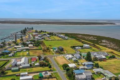 House For Sale - VIC - Port Albert - 3971 - YESTERYEAR'S CHARM - CREATE YOUR VISION  (Image 2)