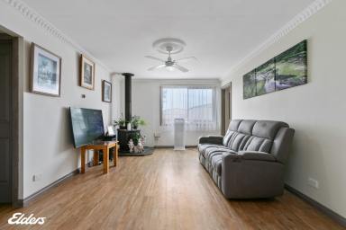 House For Sale - VIC - Alberton - 3971 - REASONABLY PRICED AT $350,000 - 5 BEDROOM  FAMILY HOME!  (Image 2)