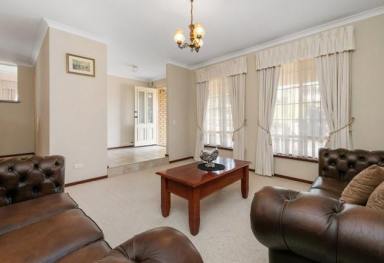 House For Sale - WA - Kardinya - 6163 - REGISTER YOUR INTEREST - VIEWING BY APPOINTMENT.  (Image 2)