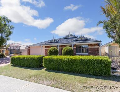 House For Sale - WA - Canning Vale - 6155 - Federation-Style Elegance in Brookland Greens  (Image 2)