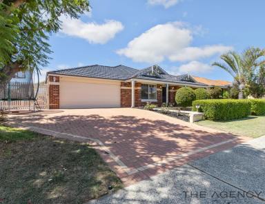 House For Sale - WA - Canning Vale - 6155 - Federation-Style Elegance in Brookland Greens  (Image 2)