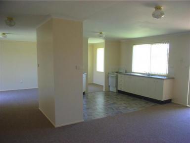 House For Lease - NSW - Albion Park Rail - 2527 - FAMILY HOME - ALBION PARK RAIL  (Image 2)