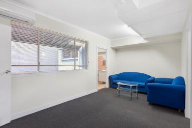 Unit Leased - QLD - Cairns City - 4870 - 1st Floor Central CBD Apartment  (Image 2)