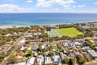 House For Sale - WA - West Busselton - 6280 - Prime Large Beachside Opportunity on 974sqm  (Image 2)