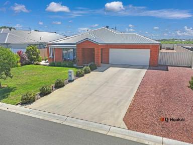 House For Sale - NSW - Moama - 2731 - Discover the Charm of 23 Heron Street, Moama – A Rare Opportunity in a Prime Location.  (Image 2)