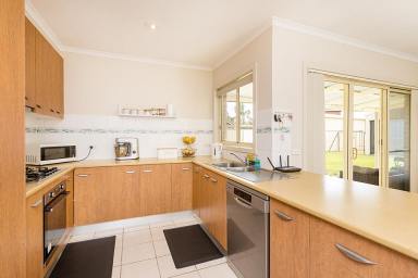 House For Sale - VIC - Mildura - 3500 - Great First Home or Investment!  (Image 2)