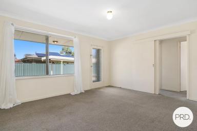 House For Lease - NSW - Lavington - 2641 - TIDY TWO BEDROOM UNIT!  (Image 2)
