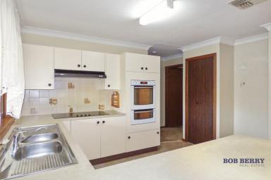 House Leased - NSW - Dubbo - 2830 - Lovely Three Bedroom Home in East Dubbo  (Image 2)