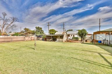 House For Sale - VIC - Red Cliffs - 3496 - VALUE & POTENTIAL  (Image 2)