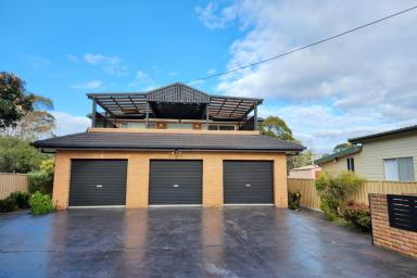 Unit For Lease - NSW - Batemans Bay - 2536 - Life on the Fairway  (Image 2)