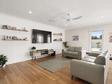 House Sold - NSW - Old Bar - 2430 - MODERN HOME WITH ALL THE EXTRAS  (Image 2)