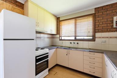 Unit For Sale - VIC - Mildura - 3500 - Start Here.  (Image 2)