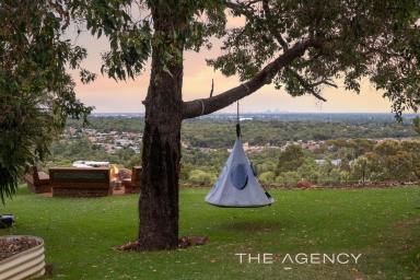 House For Sale - WA - Jane Brook - 6056 - The Creme de la Creme of The Hills  (Image 2)