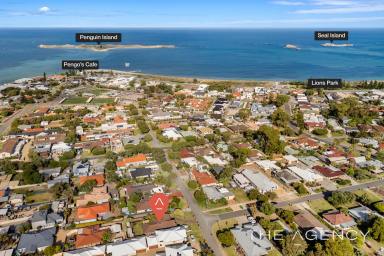 House For Sale - WA - Shoalwater - 6169 - Your Gateway to Shoalwater Bay – Coastal Lifestyle & Endless Potential!  (Image 2)