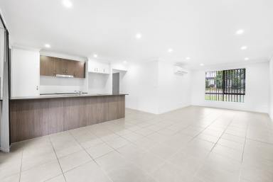 Duplex/Semi-detached For Lease - NSW - Tamworth - 2340 - DUPLEX IN OXLEY VALE  (Image 2)