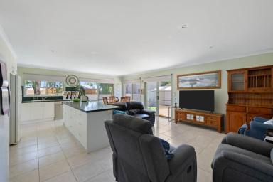 House For Sale - VIC - Ascot - 3551 - Perfect for Families and Entertainers  (Image 2)