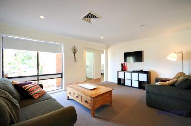 House Leased - NSW - Dubbo - 2830 - Renovated Home in Central Dubbo  (Image 2)